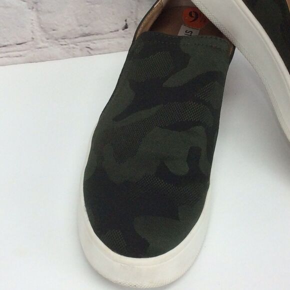 Steve Madden Zayna Platform Shoes Womens Size 9.5 Green Camo Slip On Walking - Picture 2 of 9